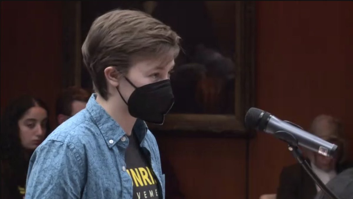 ReclaimMSU's tweet image. Powerful message from @mjhaite of @SunriseMSU to the Board of Trustees, laying out the drastic environmental impacts of climate change. "I want to have living wildlife to manage." 

It's time to #DivestMSU