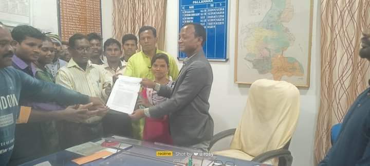 LBalmuchu's tweet photo. *Betanabu Bhubaneswar* a campaign called by All India Ho Language Action Committee 

Cmo Odisha Kindly take necessary action. 

#hoforofficialstastus #hofor8thschedule #holanguage #betanabubhubaneswar https://t.co/qxh74PLmCJ