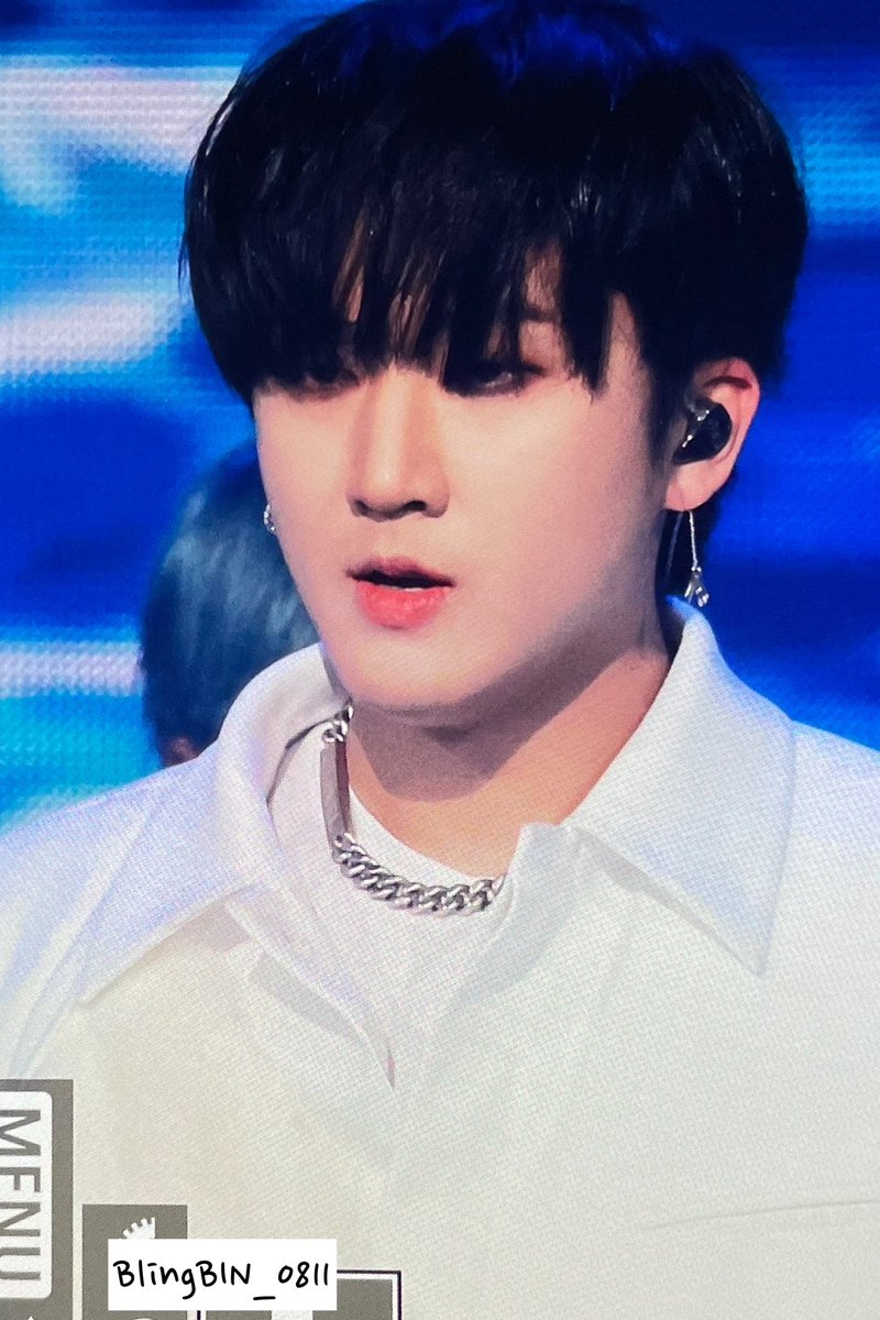 BlingBIN_0811's tweet photo. 221216  #StrayKids #ChangBin #스트레이키즈 #창빈 https://t.co/81l0vFnmEL