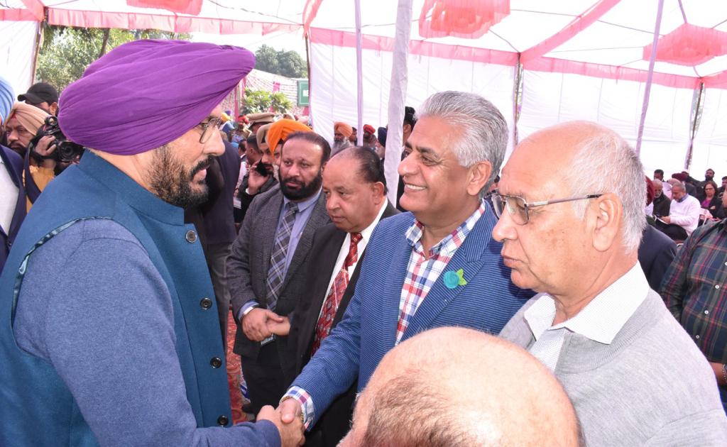 Daily Current Affairs In Punjabi 23 December 2022 - Adda247 Punjab ਪੰਜਾਬ ਸਰਕਾਰ ਦੁਆਰਾ 'NRI ਪੰਜਾਬੀਆਂ ਨਾਲ ਮਿਲਣੀ' ਪ੍ਰੋਗਰਾਮ ਸ਼ੁਰੂ ਕੀਤਾ ਗਿਆ ਹੈ।