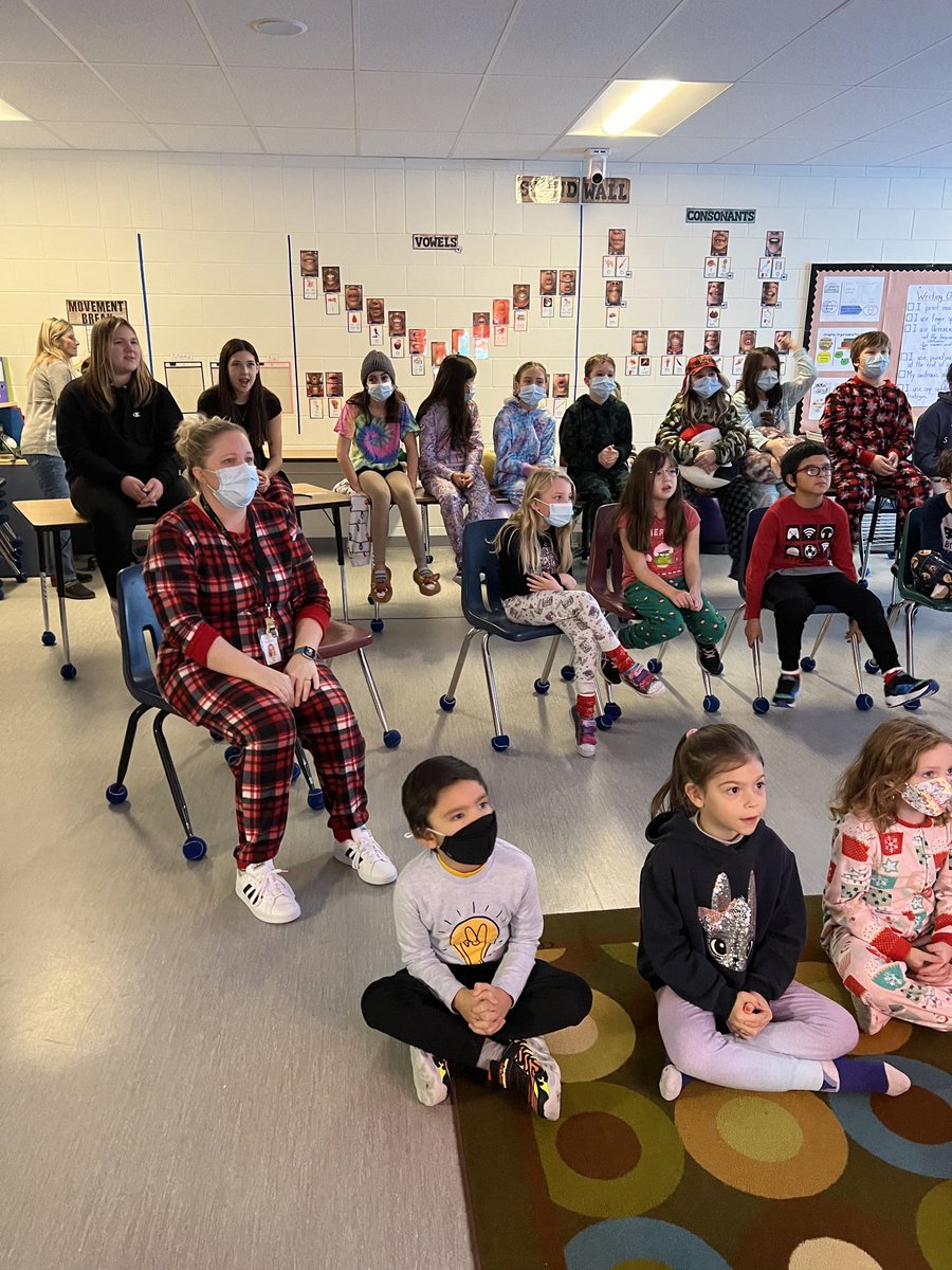 Deanna Pacheco tweet media