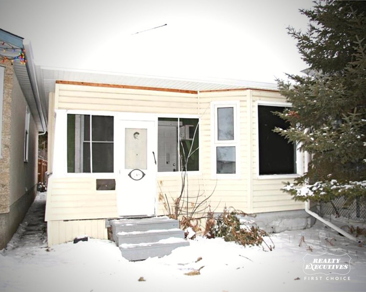 RealtyExecsWpg's tweet photo. Take a look at these Featured Listings:

381 Bowman Avenue - Elmwood, Winnipeg 
246 Parkview Street - St James, Winnipeg 
3 630 Kildare Avenue - Transcona, Winnipeg
0 43 Road East - Beausejour

https://t.co/rp0u0ldvBN https://t.co/mc5EZl7BGc