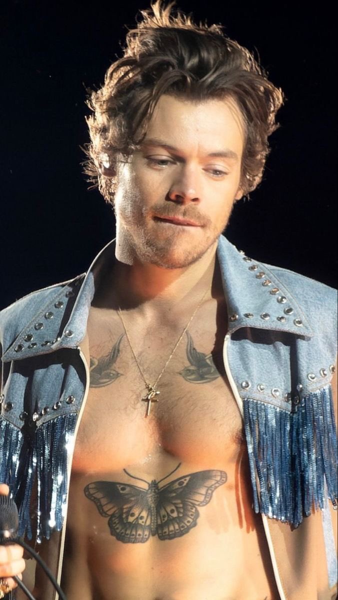 On Twitter RT BuzzingPop Billboard Calls Harry on-twitter-rt-buzzingpop-billboard-calls-harry