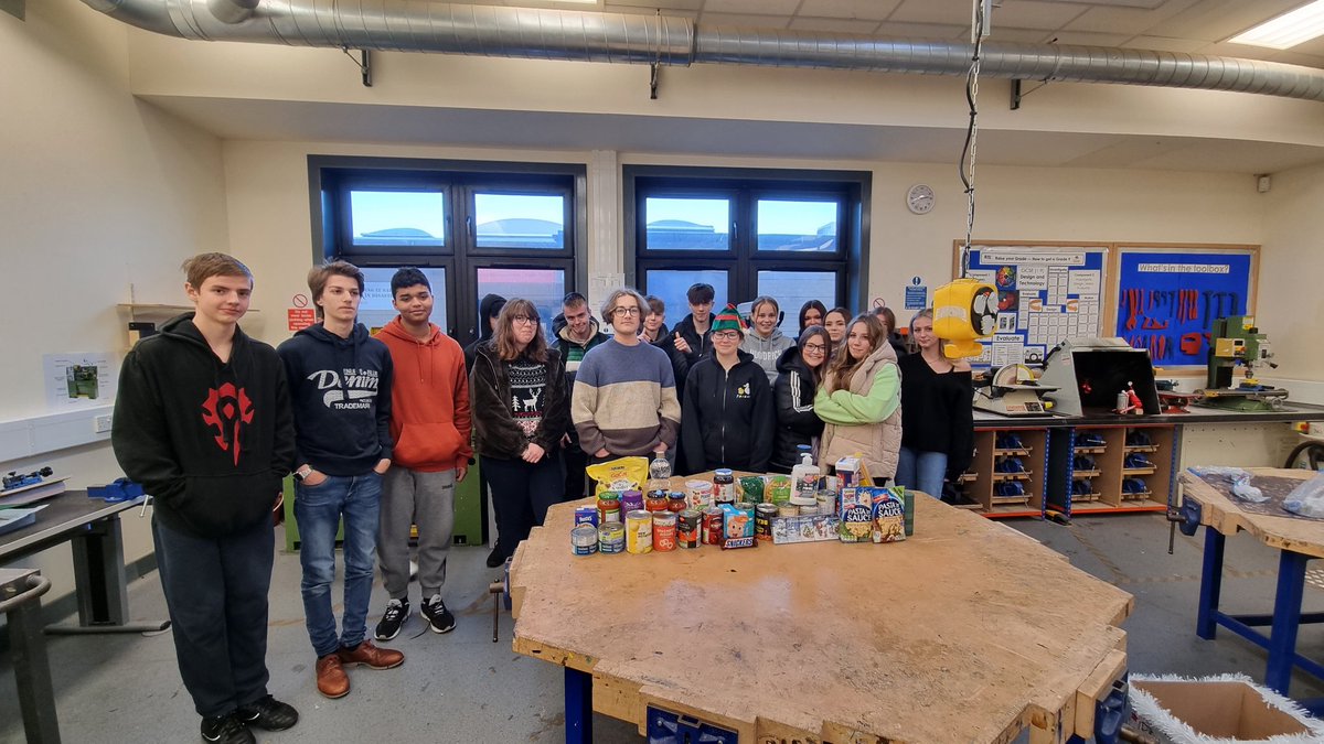 Design PCSA (@mrshender21) on Twitter photo What a kind, generous and thoughtful group of young people. 11B4 you make me proud every single day 😍😇😀 <a href="/Priorycsa/">Priory Community School - an Academy</a> What a kind, generous and thoughtful group of young people. 11B4 you make me proud every single day 😍😇😀 <a href="/Priorycsa/">Priory Community School - an Academy</a>