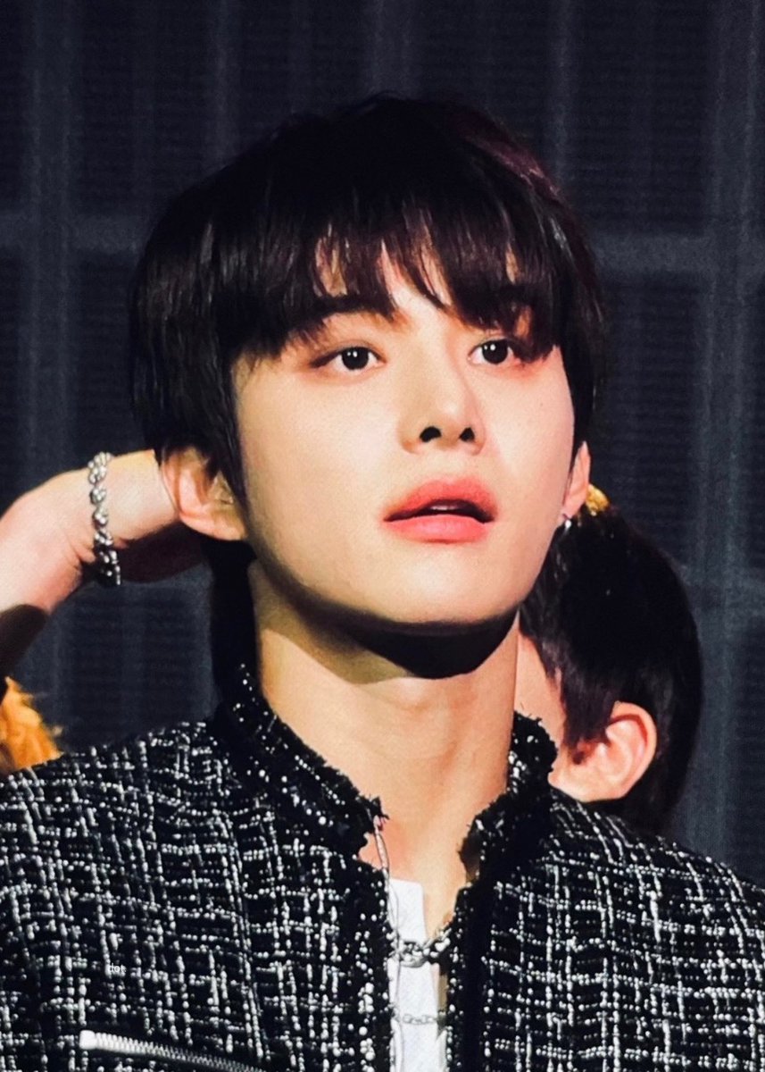 dot_jw's tweet photo. 221216 정우얼굴 !!!!!!!!!!!!!

#정우     #JUNGWOO     #NCT127 https://t.co/hYyyAFl8Ne