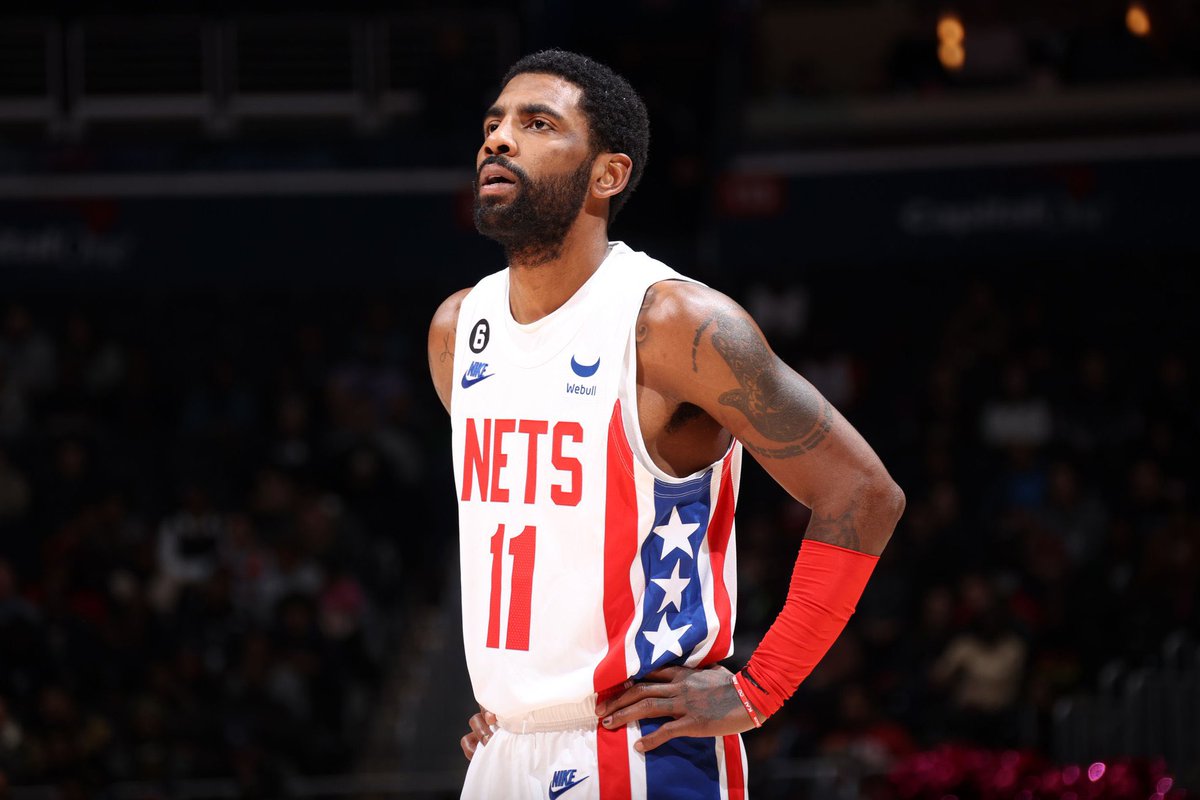 SaycheeseDGTL's tweet photo. A young girl at Howard University, needed $6000 to remain in school. So she started a GoFundMe to raise the money. Kyrie Irving donated $22,000 so she could continue her education. https://t.co/75XKNZ7PwH