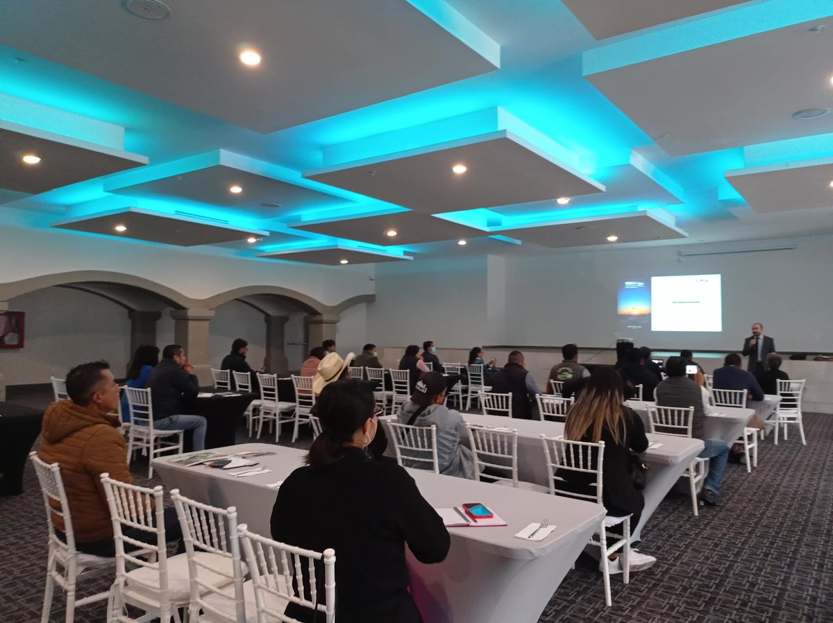 SMA_Tlx's tweet photo. La SMA, a través del Departamento de Cambio Climático, gestionó y logró una colaboración con el Programa de Naciones Unidas para el Medio Ambiente y el Proyecto #CityAdapt, para promover el fortalecimiento de capacidades a municipios vulnerables. 
@unep_espanol @SERGIO_ANGON https://t.co/1mlAU1tBM8