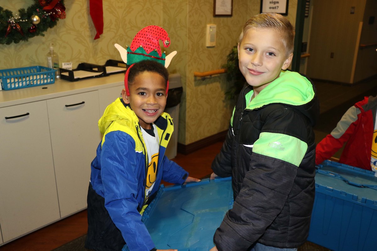 Student Council at Glendale Elementary collected donations for the residents of The Groves! See the pride on student faces and the joy in the eyes of the residents as students handed out cozy blankets, hats, scarves, coloring books and more. #isdstrong