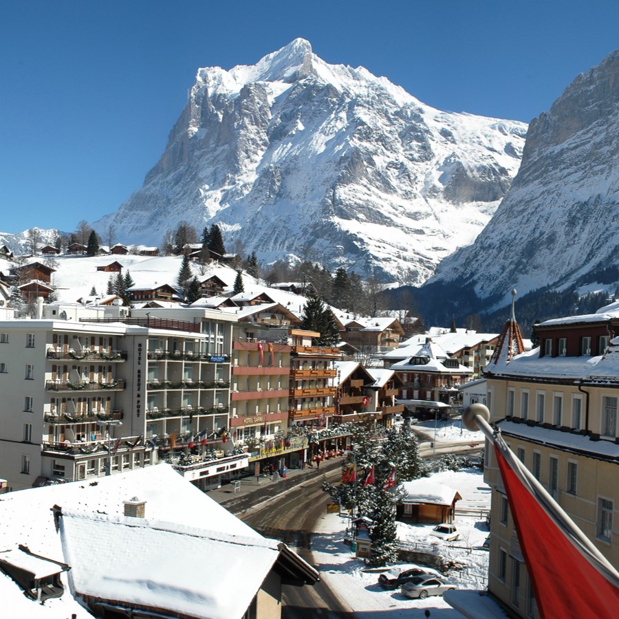SwissQuality's tweet photo. Das Derby Hotel Grindelwald  startete in die Wintersaison und wir freuen uns! Buchen Sie schon heute und geniessen Sie die verschneite Bergwelt in Grindelwald.
#SwissQualityHotels #SwissQualityMoments #schweiz #hotels #reisen #schnee #winter #jungfrauregion #derbygrindelwald https://t.co/oNKvc6KQoZ