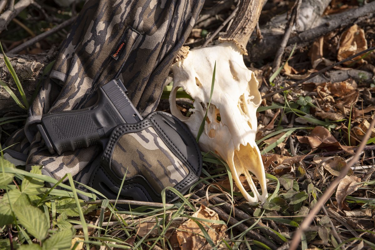 1791Gunleather's tweet photo. Hunting season is still rolling! You can't go wrong with a @MossyOak camo holster for the hunters in your family.
.
https://t.co/uOT9TaGVrK
.
#1791gunleather #2ndamendment #2a #pro2a #holster #guns #tactical #freedom #gunlife #edc #concealedcarry #concealcarry #gunshow #armed https://t.co/YkQTQSj80V