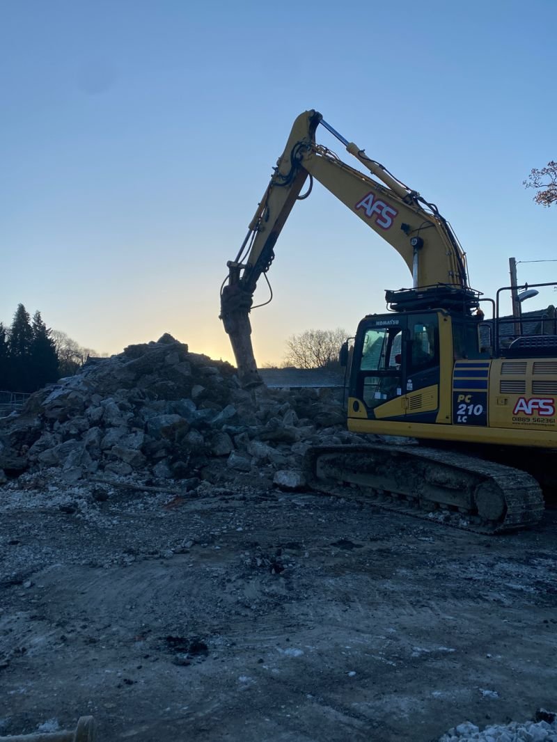 🥶 A very frosty sunrise in the Peak District this morning. -7 degrees certainly makes life a little more difficult for the site team, but they are battling on getting all of the foundations and slabs pulled up and processed ready for the crusher arriving on site next week.