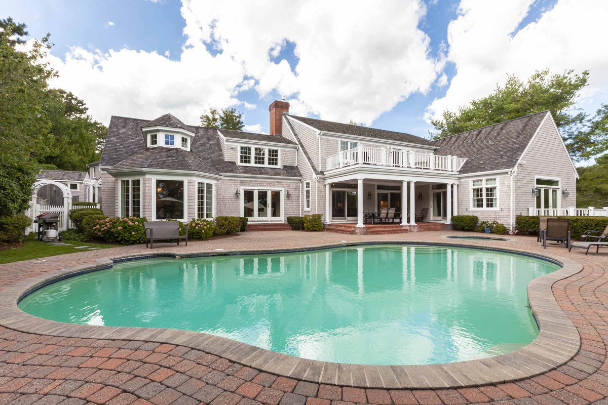 RobertBKinlin's tweet photo. Marstons Mills: Custom built waterfront residence with covered porches, beautiful grounds, a pool, 3 car garage and licensed dock.

For more details: https://t.co/ei7pvin2l7

#realestate #robertbkinlin #robertkinlin #luxuryrealestate #capecodluxury #luxuryliving #luxuryhome https://t.co/IjRqooMjuC