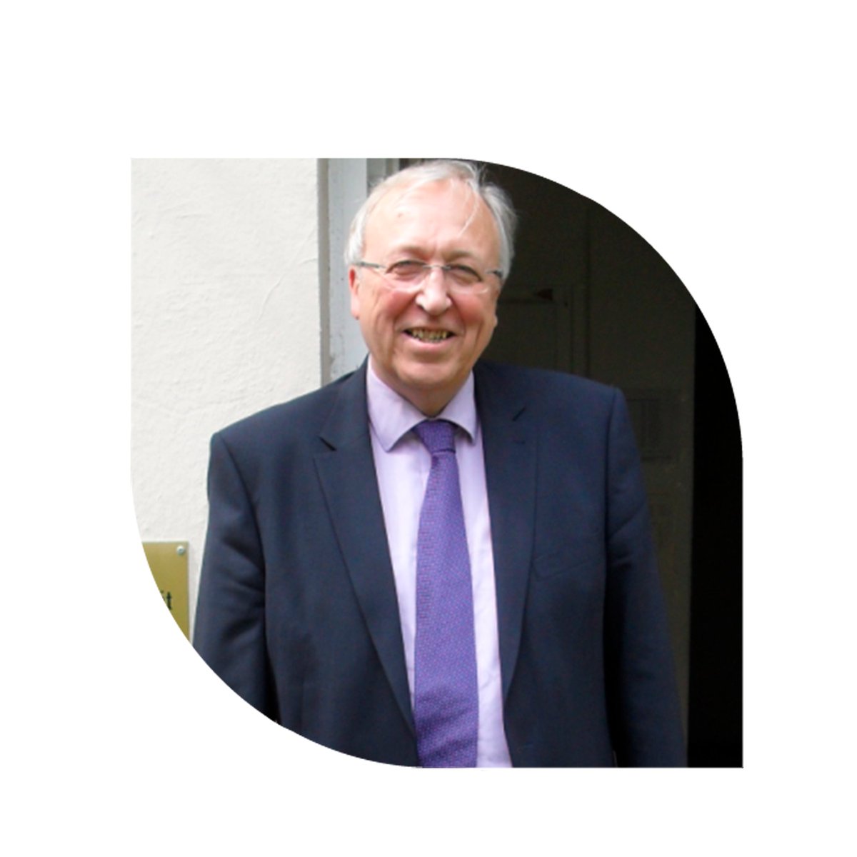 resilienceRI's tweet photo. Digitalization does not replace analogue sources, but enables scholars to better understand them. - @HansGrosshans
#resilienceRI #RESILIENCEFridayQuote #ReligiousStudies https://t.co/AKR1fVqme1