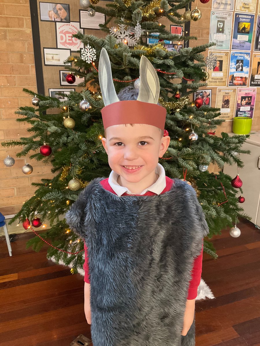 KirkFentonPS's tweet photo. Hughes Class have had such fun this Christmas time! https://t.co/kQORD7hbXY