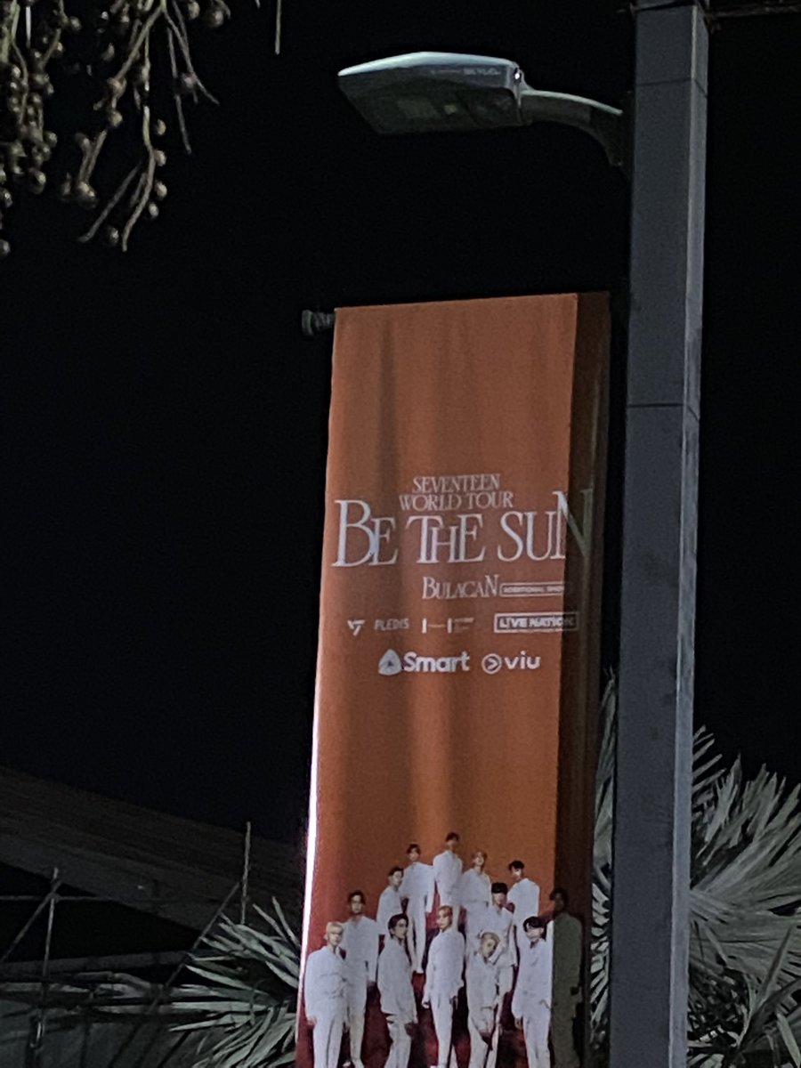 choicheollie's tweet photo. banners are up na around ph arena🥹💖 https://t.co/VYfUvZyrlg