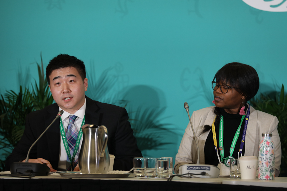 Yesterday at #COP15, panelists explored how National Biodiversity Strategies and Action Plans (NBSAPs) and #NationalAdaptationPlans (NAPs) can enhance synergies between #climate and biodiversity strategies.

Highlights &amp; images by <a href="/IISD_ENB/">Earth Negotiations Bulletin</a>: enb.iisd.org/rio-convention…