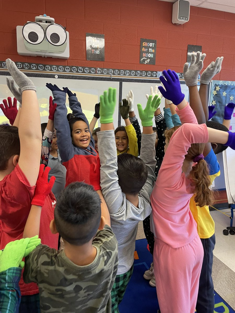 Mrs. Howard tweet media