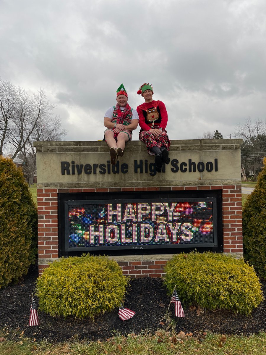 Riverside Schools tweet media
