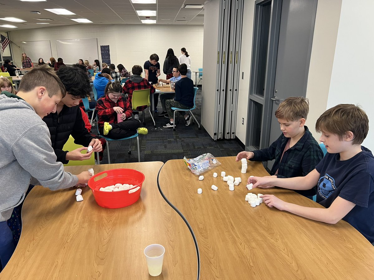 Kathy Cappuso (@kathycappuso) on Twitter photo Oh what fun it was to celebrate the holiday season <a href="/LarsonMS/">Larson Middle School</a> with LINKS and the students they support. #LarsonLINKS Oh what fun it was to celebrate the holiday season <a href="/LarsonMS/">Larson Middle School</a> with LINKS and the students they support. #LarsonLINKS