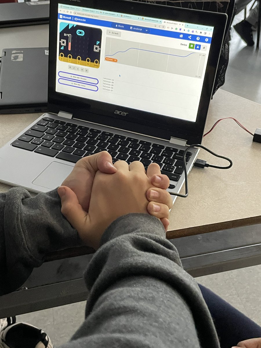 missjohnstone16's tweet photo. Casual Snow day at @HolyTrinityOCSB 
7/8 students are Coding microbits to measure temperature inside and outside using different methods to keep it warm! @microbit_edu #ocsbScience #ocsbCodes https://t.co/AdedZF1GlJ