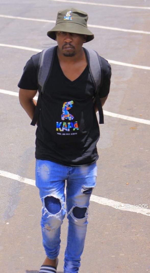 LSekole's tweet photo. We always pray for better days...
#KAP_A #KneelAndPray_Always #podcastandchillwithmacg #vayaxpodcastandchill @mofaya_official salute to #localbrandsSA https://t.co/xe63CENQyg