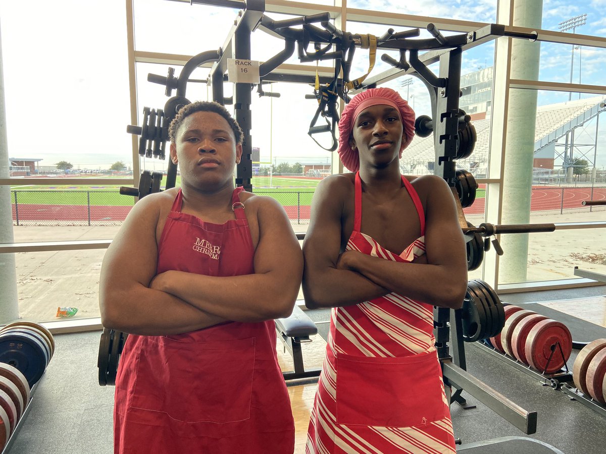 Annual Holiday Lift! Get your swole on! #WWW