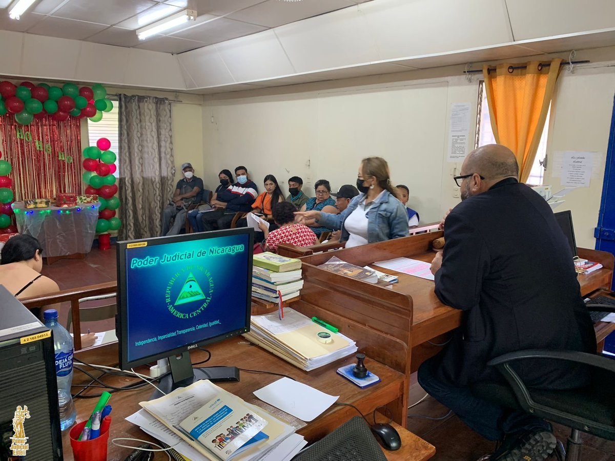 PJEsteli's tweet photo. #PoderJudicialEsteli || El Dr. Edgar Argueta Orozco, Juez Local Único de la Trinidad - #Esteli, realizó la Tercera y Cuarta capacitación a Facilitadores Judiciales, sobre el tema “Sectores Vulnerables, Acceso a la Justicia y Generalidades del Código Procesal Penal. https://t.co/RNK4iObaAQ
