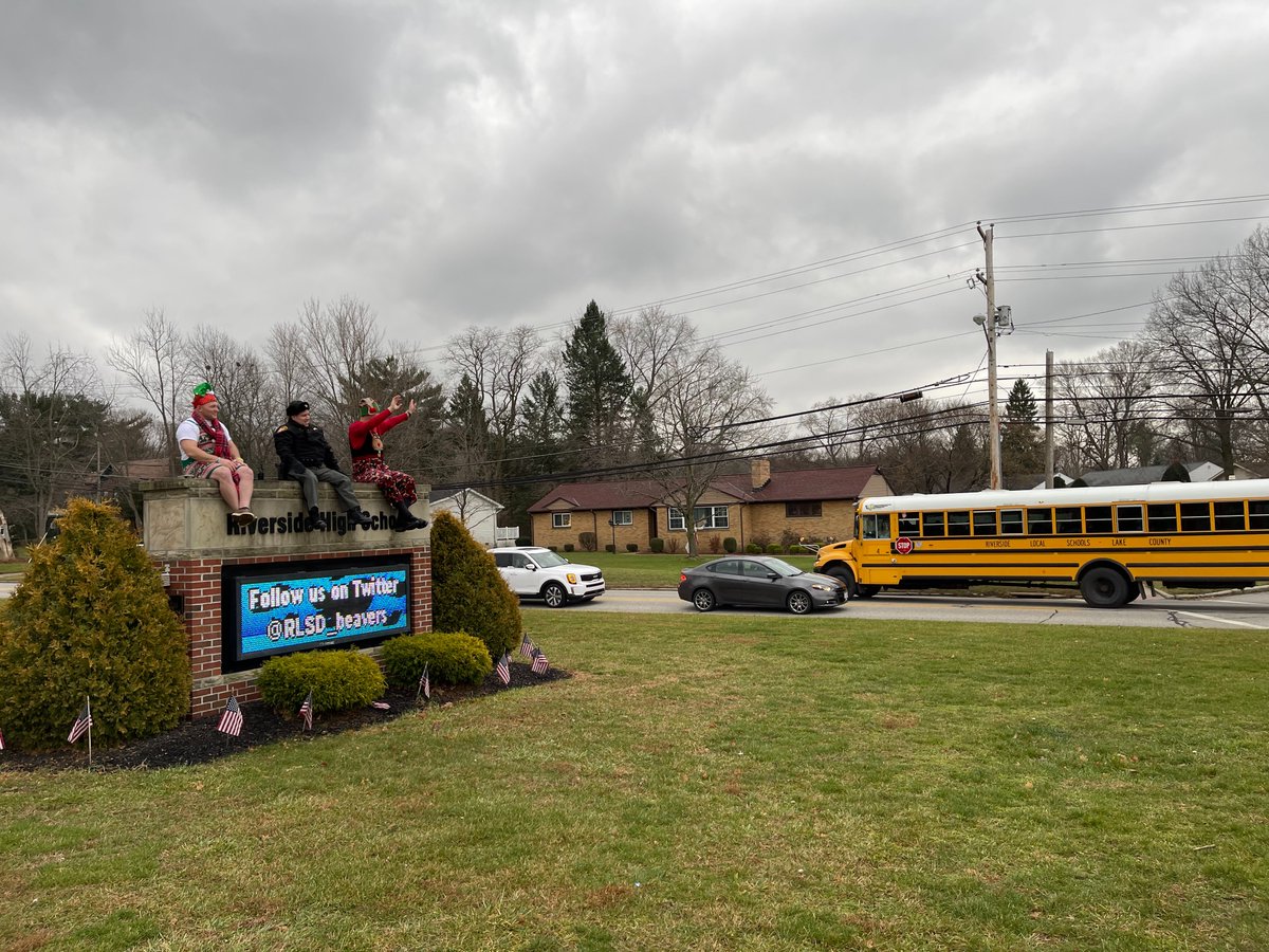 Riverside Schools tweet media