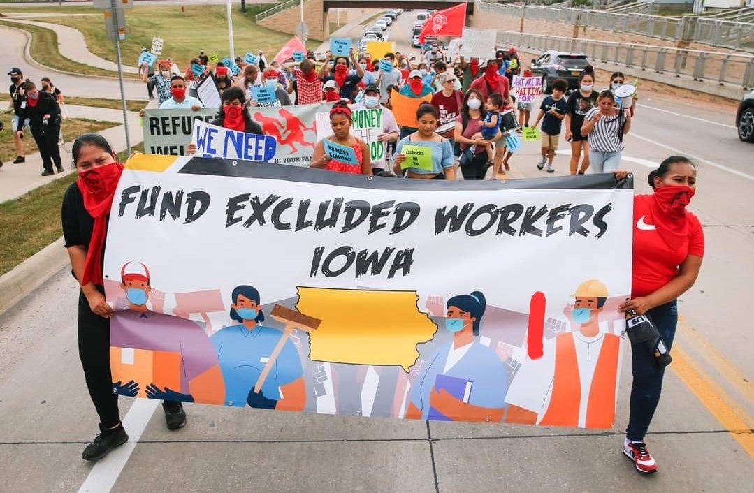 El lunes 19 de diciembre se abrirá un nuevo programa de ayuda para la pandemia en el este de Iowa para trabajadores de plantas empacadoras de carne y trabajadores agrícolas afectados negativamente por la pandemia de Covid-19. holaamericanews.com/es/usda-farm-a…