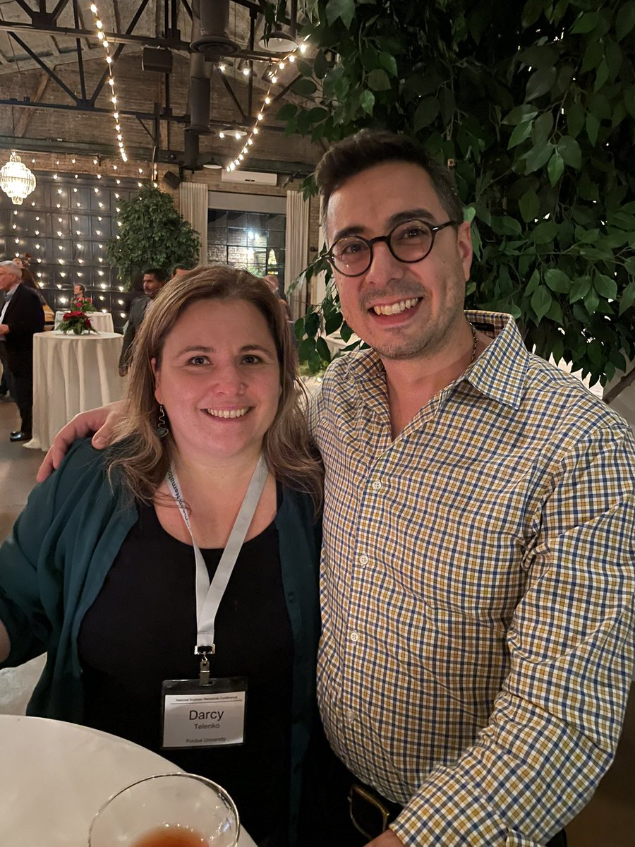 alabamaED's tweet photo. Sharing food, receiving plaques, discussing future & past projects with colleagues, and having a darn good time in Savanah. It’s all about nematodes when SCN Coalition members gather at the National Soybean Nematode Conference.#SCN #NSNC #NSNC22 #Nematodes https://t.co/RsQYdo3Yno