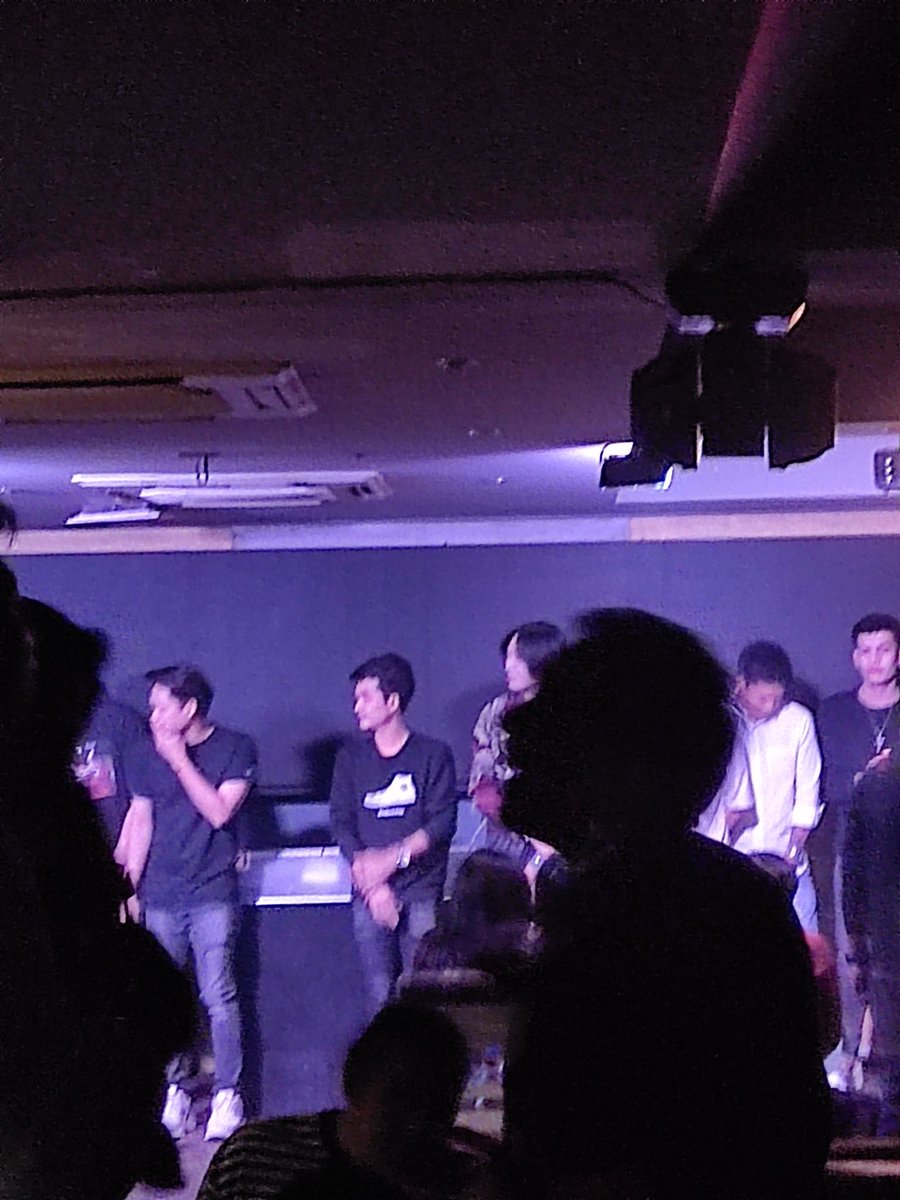 Farro210's tweet photo. ล่าสุดเพื่อนพามาเที่ยวบาร์โฮสศรีราชาแล้ว ใครชอบตามมาได้นะคับ แต่ตอนนี้โดนพี่สาวมอมเหล้าจะอ้วกละ🥹👋 #ศรีราชา #ชลบุรี https://t.co/InIcLgxmBv