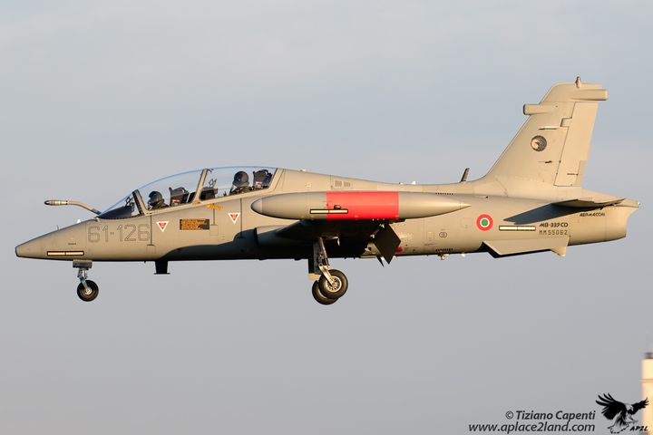 aplace2land's tweet photo. Back after a test flight.
MB-339CD MM55062 61-126
LILN 14 Dec 2022
#mb339cd #aermacchi #aermacchimb339 #213gruppovolo #61stormo #addestramento #flyingschool #jetpilot #latuasquadrachevola #aeronauticamilitare #venegono #abovetheclouds #mb339 #tricolore #italianexcellence #aerei https://t.co/BwZ4VeyrWj