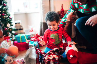 From counterfeit #toys to tech #gifts that may put a strain on your #vision, these helpful tips for shopping this season will protect your loved ones’ eyes and help you focus on celebrating the season: bit.ly/3t1yTs9