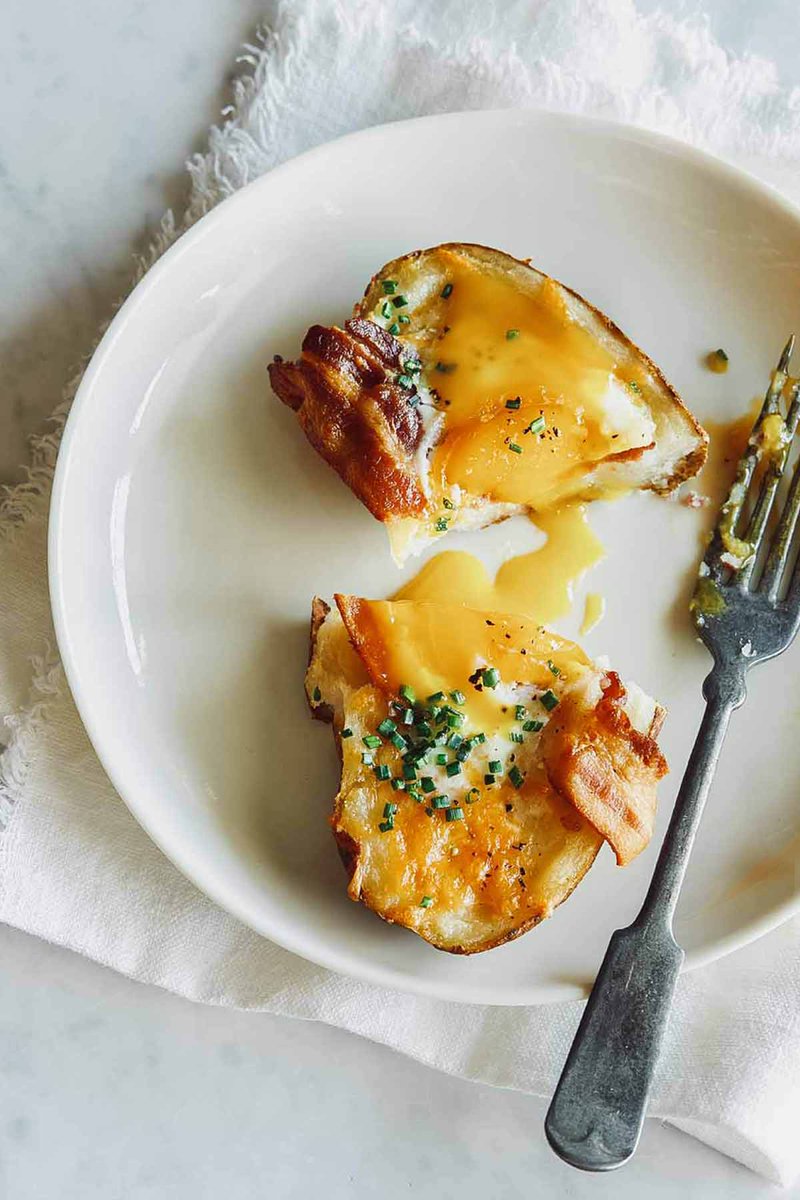 Our Twice Baked Breakfast Potatoes are a fun and delicious breakfast that always impresses. They take a little effort to make, but are totally worth it.  spoonforkbacon.com/twice-baked-br…