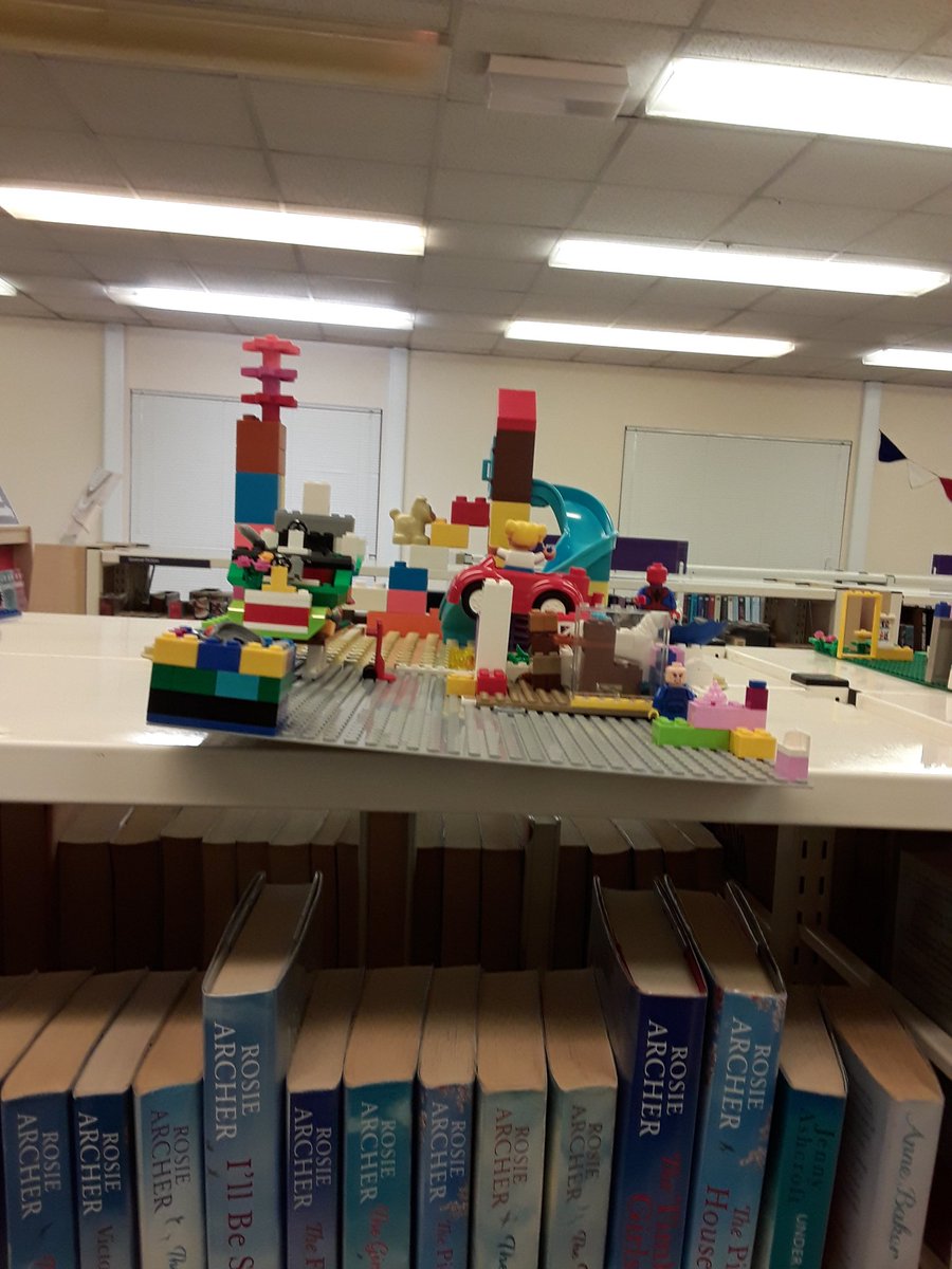 WFlibraries's tweet photo. More added from #LegoClub at #StanleyLibrary #WFlibraries #LoveLego https://t.co/994Wps1C6S
