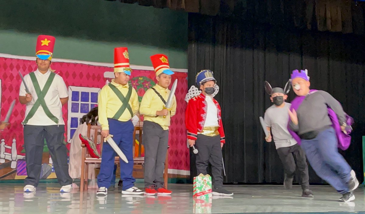 LasPalmasEISD's tweet photo. Our annual Nutcracker performances were a tremendous success! Thank you to Mrs. Kazmir, our 5th grade leaders, and the teachers that supported them. Our Principled leaders were prepared for their performances! #LPEPawsUp #LPLS4Girls 💚 https://t.co/ie41wwDJFJ