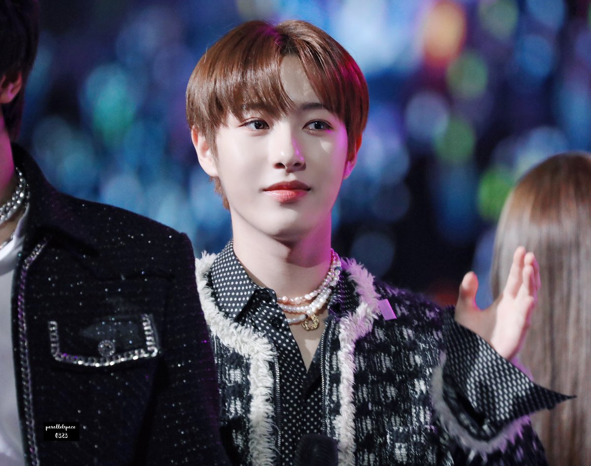 pasp0323's tweet photo. 221216 KBS 가요대축제
우리 애기 참 예쁘네😘😘

#NCT_DREAM #RENJUN #런쥔 https://t.co/ddgMhv8gYo
