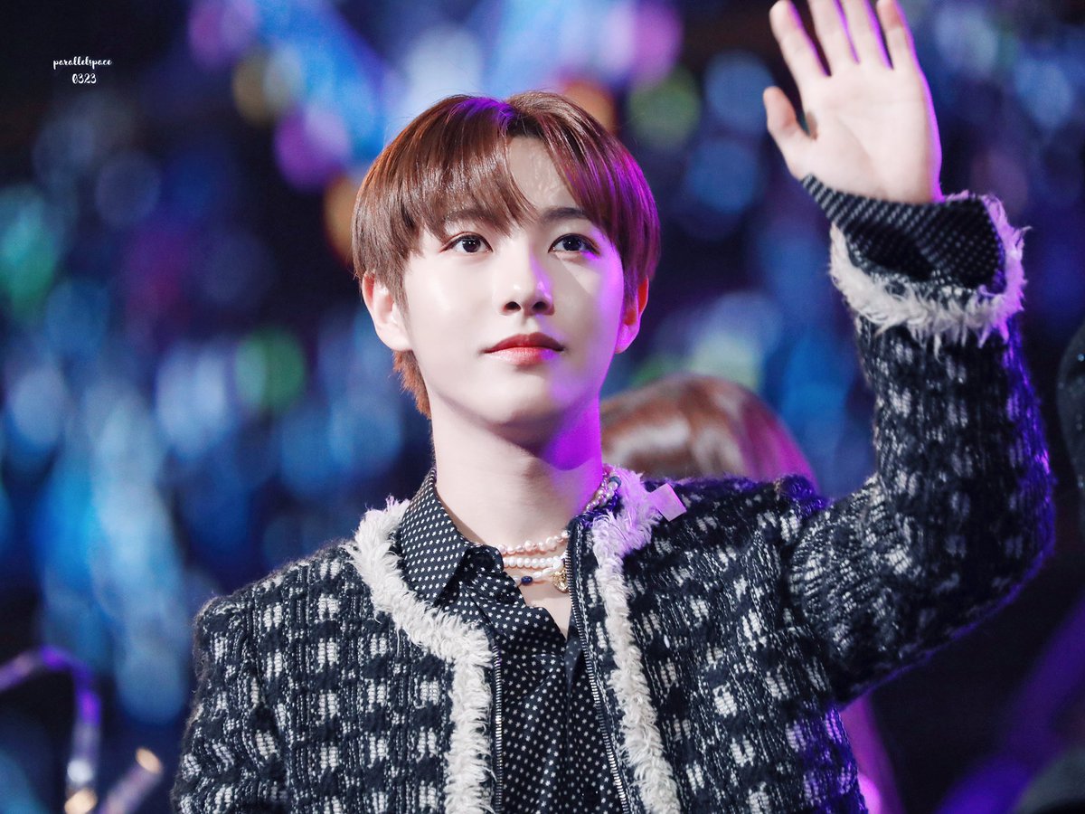 pasp0323's tweet photo. 221216 KBS 가요대축제
우리 애기 참 예쁘네😘😘

#NCT_DREAM #RENJUN #런쥔 https://t.co/ddgMhv8gYo