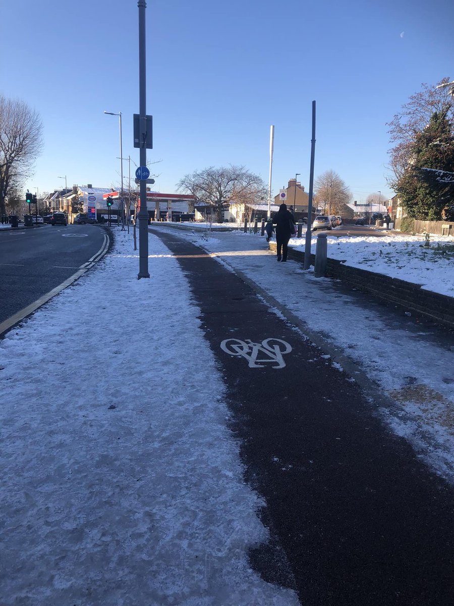 benpmoody's tweet photo. @LynWhitfield @CCriadoPerez as always, the dividing line in #E17 is more about how many wheels you have (-: https://t.co/M4ELa3zjsw
