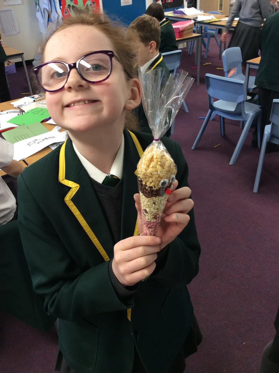 Year 4 had lots of fun making reindeer food yesterday! We think they’ll enjoy their tasty treat! 🦌🎄🧑‍🎄