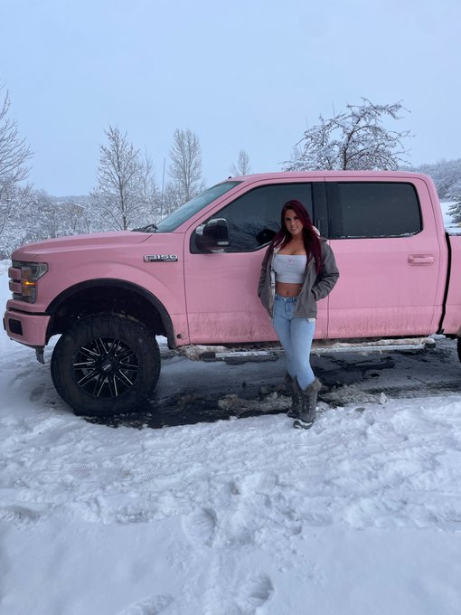 Such a dirty girl&hellip; the truck guys! Duh 😜😜 https://t.co/dSqKoY65pK<a href="/tag/sexy"class="tags"><span>#sexy</span></a><a href="/tag/schoolgirl"class="tags"><span>#schoolgirl</span></a><a href="/tag/milf"class="tags"><span>#milf</span></a><a href="/tag/naughtyschoolgirl"class="tags"><span>#naughtyschoolgirl</span></a><a href="/tag/s"class="tags"><span>#s</span></a>