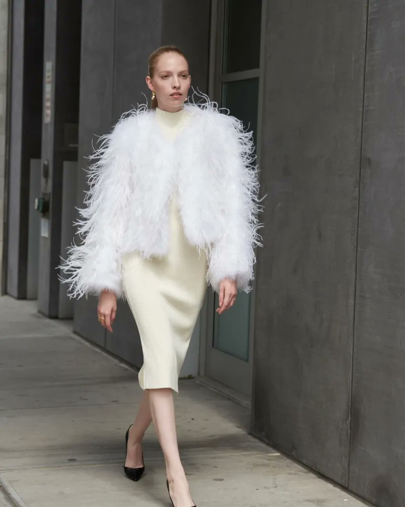 pologeorgis's tweet photo. Feeling Festive? Shop our curated collection of dressy feather jackets
Our Noah White Feather Jacket. Shown in bright white
#pologeorgis #featherjacket #holidaydressing #party #shopping #gifts #giftgiving #shoplocal #festive #glamout #blacktie #whitefeathers #fur https://t.co/n7DJZjly6D