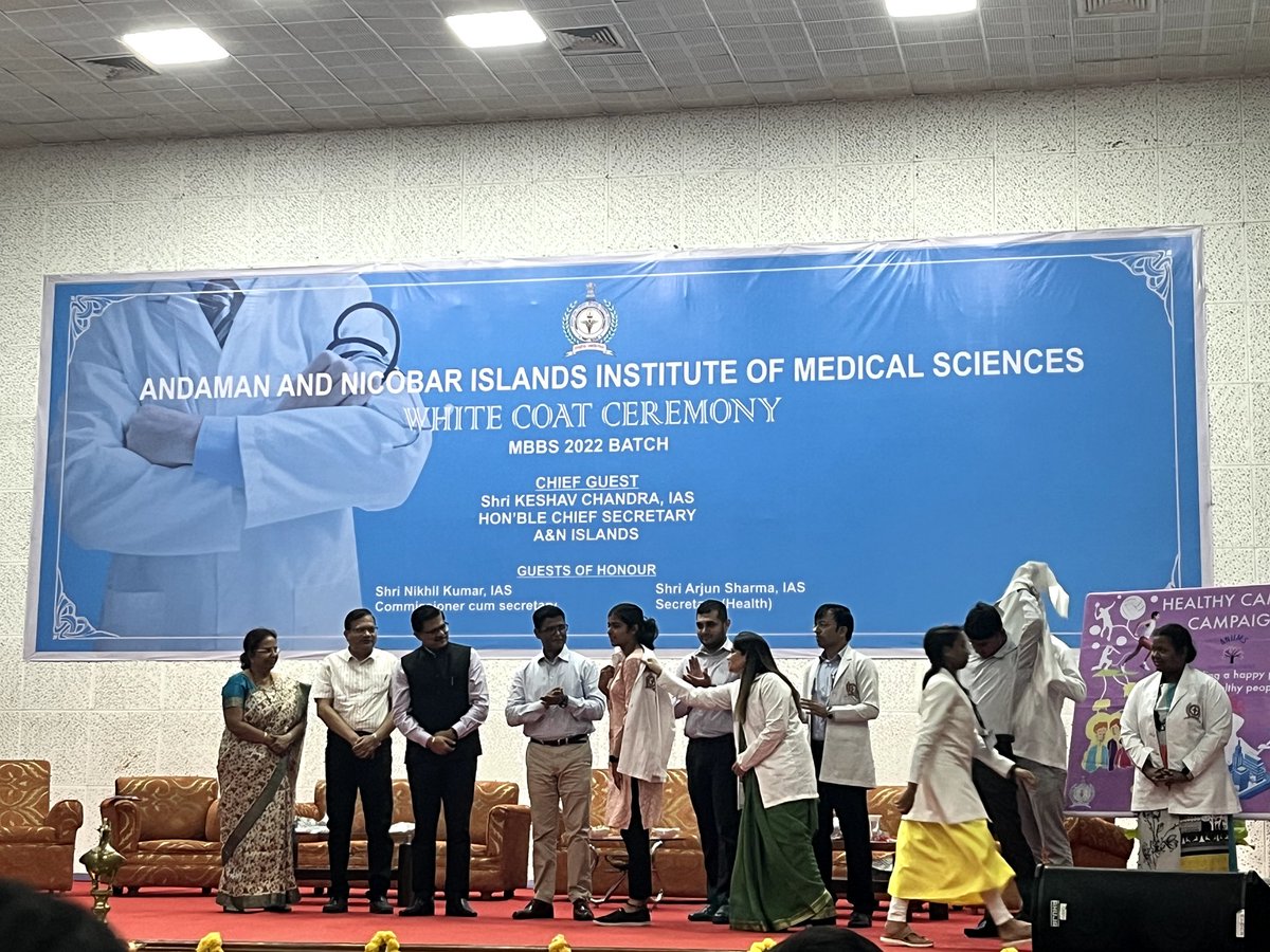 aniims_sc's tweet photo. White coat ceremony celebrated for MBBS 2022 batch. The event was graced by Shri Keshav Chandra, Chief Secretary, Shri Nikhil Kumar, Comm-cum-Sec., Shri Arjun Sharma, Sec. Health, Dr.Anil Aggarwal, OSD ANIIMS and Dr. Munni Singhania, DHS. https://t.co/duw3DOuusf