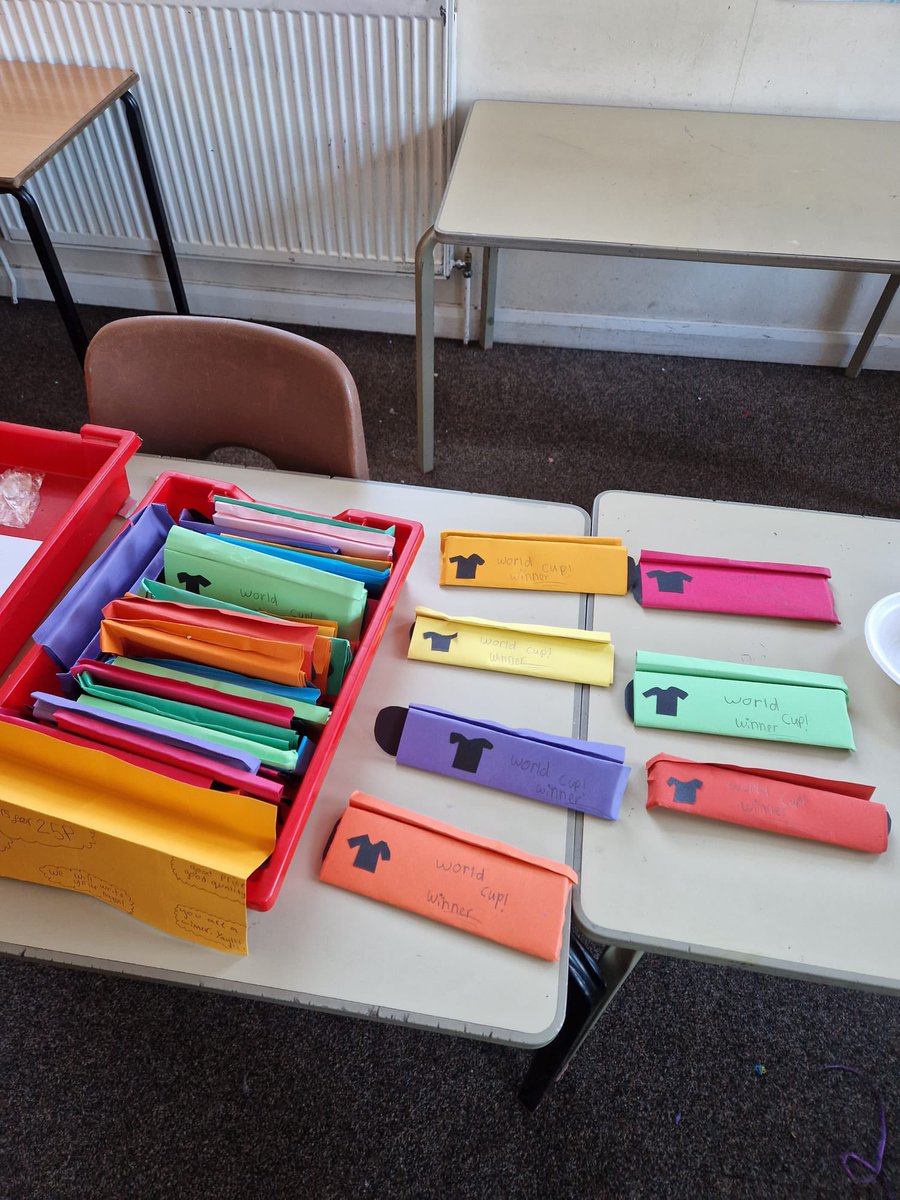 ikhlaasPrimary's tweet photo. World Cup Theme Enterprise Day this week! ⚽️🏆🧮💷
And that’s a wrap on this first term! Praying everyone has a safe and wonderful break, see you in the New Year insha’allaah! https://t.co/UbAvhw9FXM