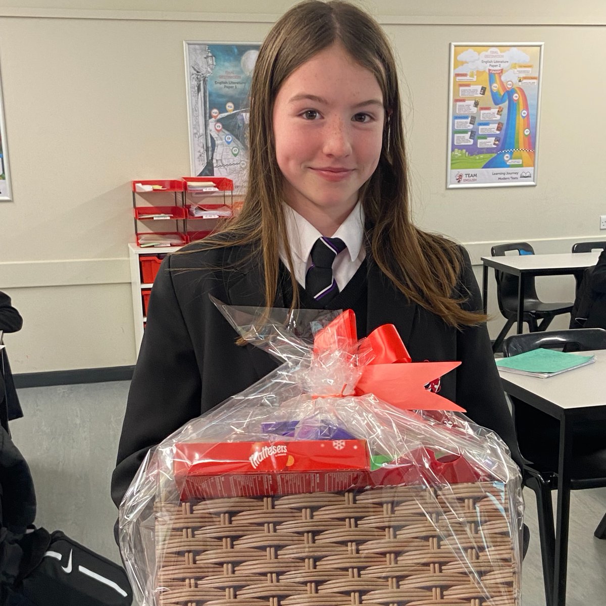 latimercollege's tweet image. Congratulations to all the winners of our EPraise Christmas raffle. We had 24 winners across Years 7 to 13, with prizes ranging from Odeon cinema tickets, Love2Shop vouchers, Just Eat gift cards, chocolate hampers and more! 

#EPraise #Latimer #WeHeartLatimer #SchoolDays #Fun