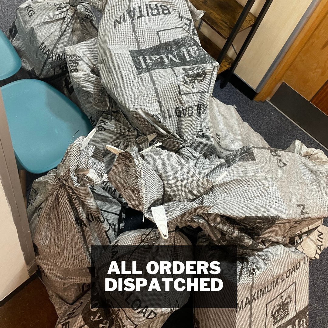 victorian_co's tweet photo. All of your orders have been dispatched!! 📮

Hundreds of festive fragrances have left the workshop this week - today our last batch for Santa has set off! ❄️

We’d like to thank you all again for your continued patience during this extremely busy period 💗 https://t.co/l1p6zh3cga