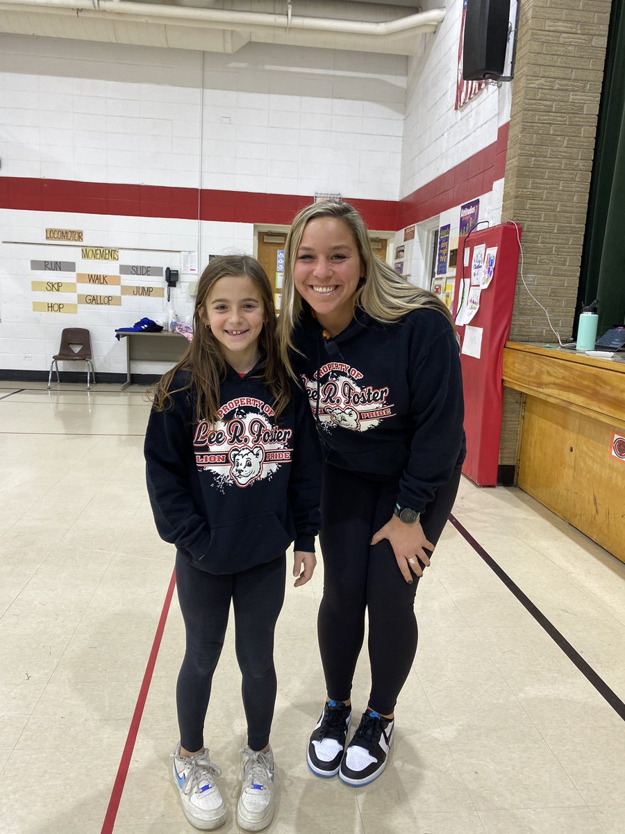 Tara Capouch tweet media