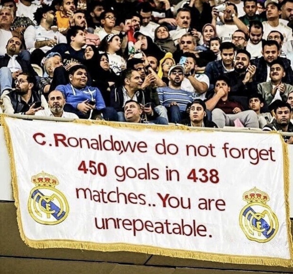 MadridXtra's tweet photo. This will forever be in Real Madrid history. https://t.co/fWzxpvdeP1