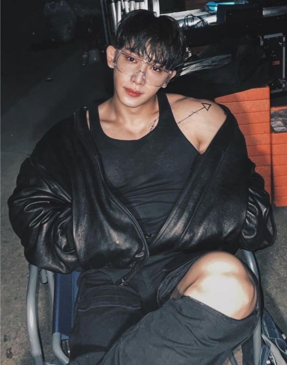 whIooks's tweet photo. #WONHO #원호 @official__wonho https://t.co/qmgdCI8s1v