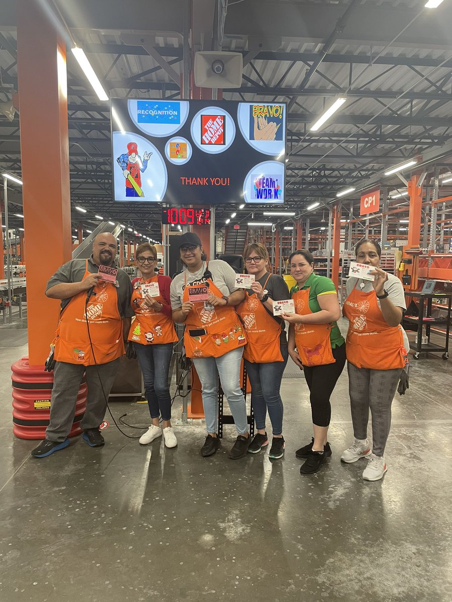 Brian Mayer (@mayer_brian) on Twitter photo Bravo Land, Peer to Peer recognition and Homers!! #DaleMiami <a href="/FrancesSalgado5/">Frances McAvoy</a> <a href="/jordana_kenia/">Kenia Jordana</a> <a href="/LauraAlvarez190/">Laura Alvarez</a> <a href="/AniledisE/">Aniledis Echevarria</a> Bravo Land, Peer to Peer recognition and Homers!! #DaleMiami <a href="/FrancesSalgado5/">Frances McAvoy</a> <a href="/jordana_kenia/">Kenia Jordana</a> <a href="/LauraAlvarez190/">Laura Alvarez</a> <a href="/AniledisE/">Aniledis Echevarria</a>